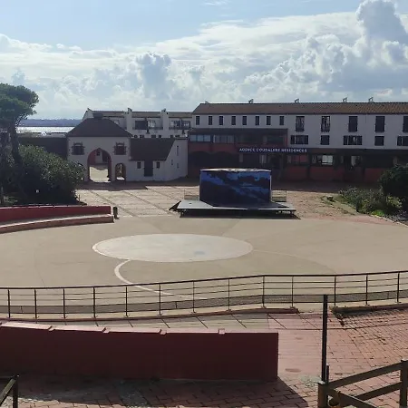 Appartamento Avec Vue Sur L'étang