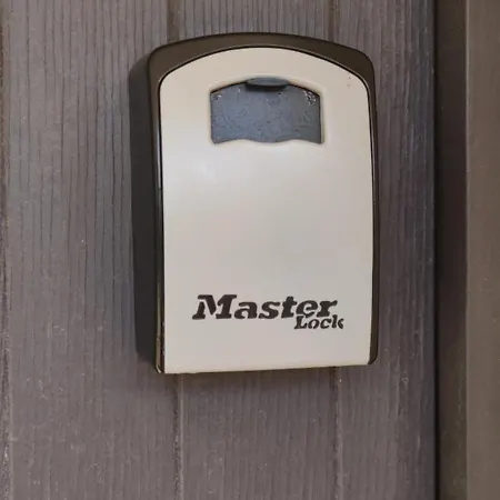 Avec Vue Sur L'étang