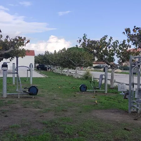 Avec Vue Sur L'étang *