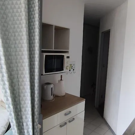 Appartamento Avec Vue Sur L'étang *